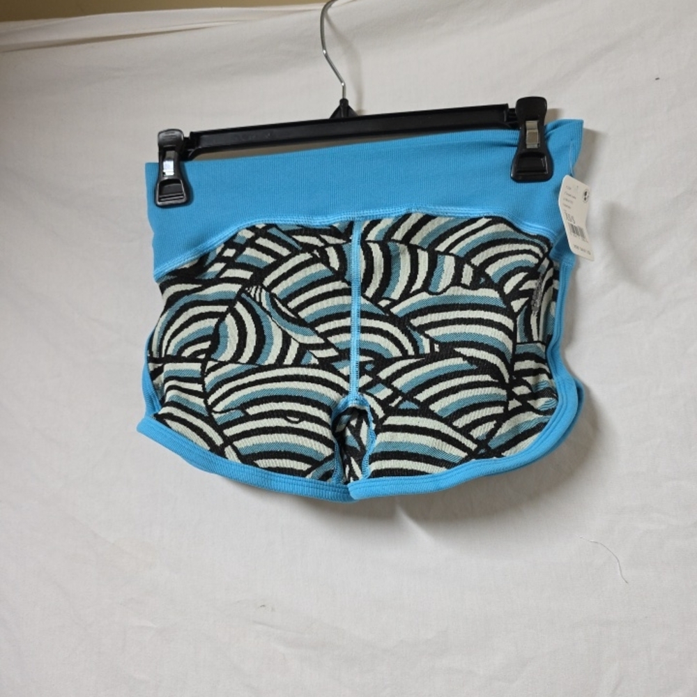 FREE PEOPLE MOVEMENT LEOPARD COMBO SHORTS XS/S